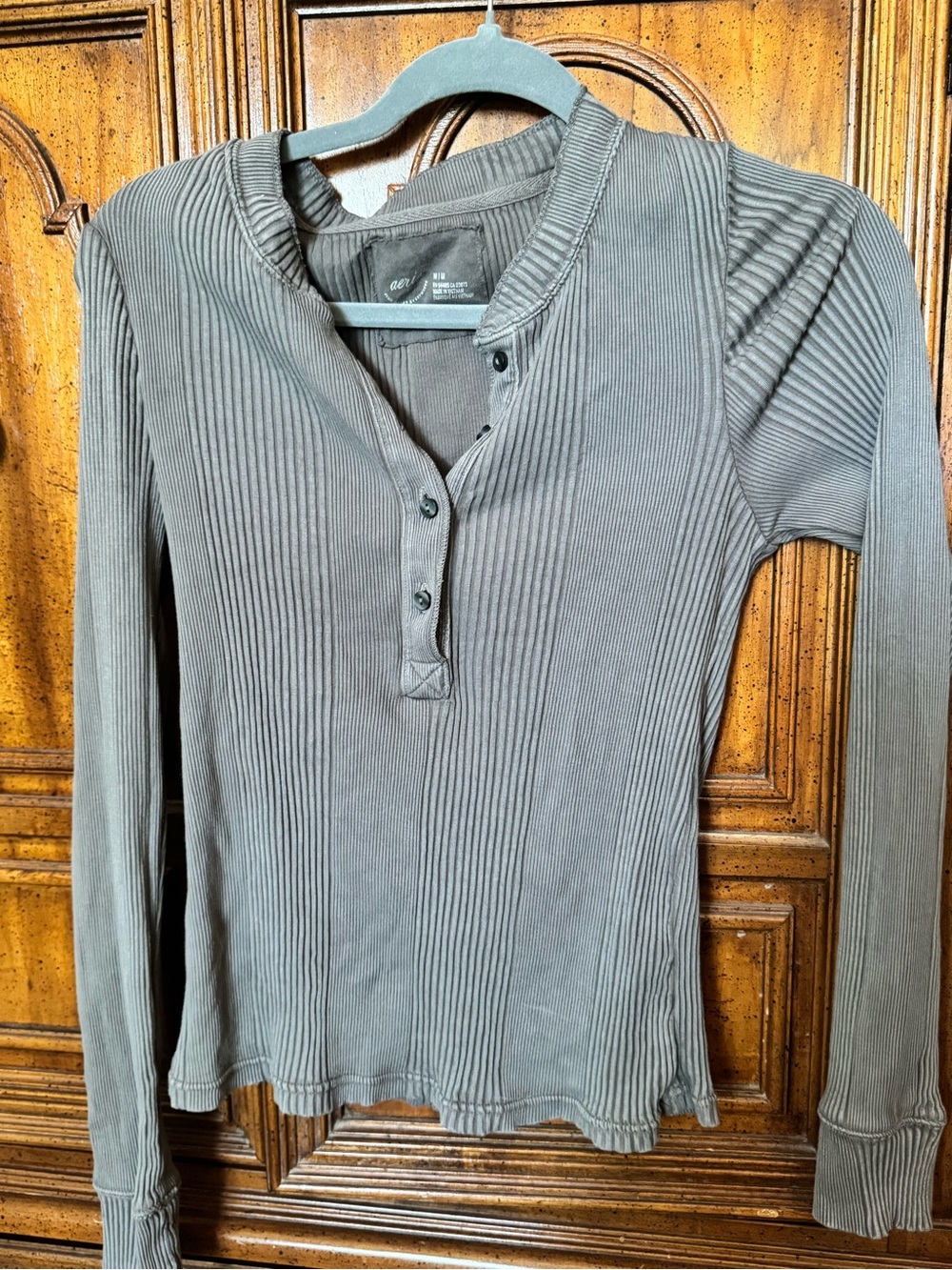 Aerie Long Sleeve Ribbed Henley Top - Size Small